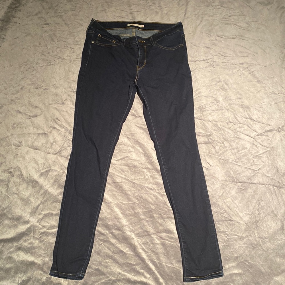 Women’s Levi Jeans